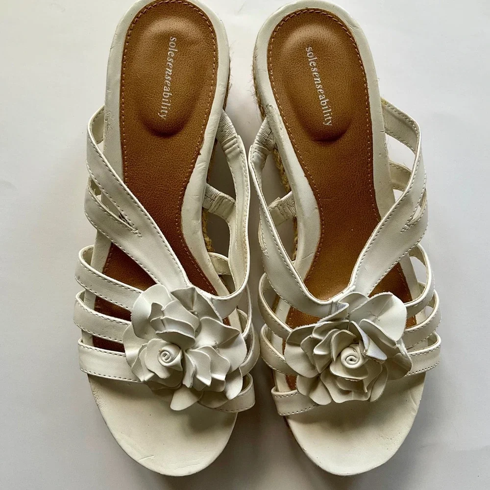 Solesenseability Mona White Flower Espadrille Wedge Sandals Womens 10 Minimalist